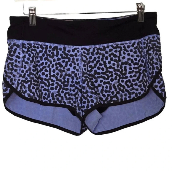 Lululemon Women's Size 6 Blue Ace Lullaby Print Speed Shorts - Picture 2 of 5